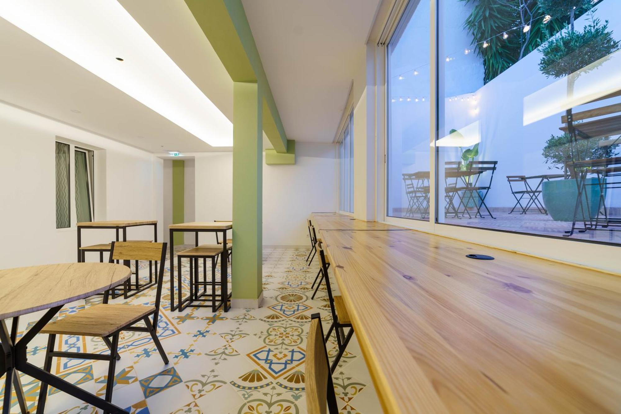 Atlantic Bliss Hostel Albufeira Bagian luar foto